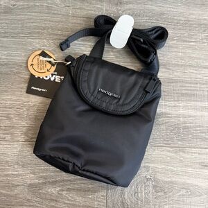 NWT Hedgren Piper Soar Mini Crossbody Black Sustainable Recycled Bag